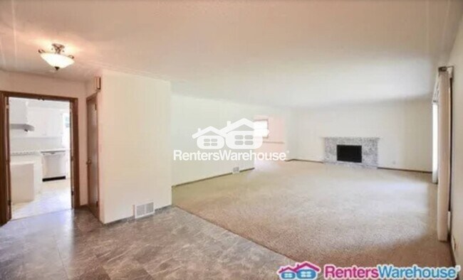 Foto del edificio - 6625 Brittany Rd