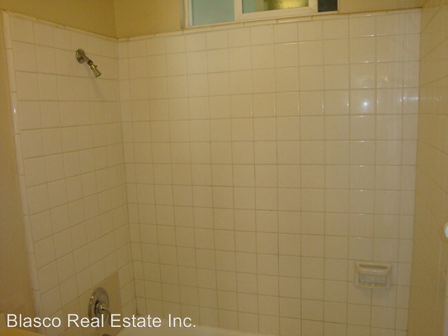 Building Photo - 441 W McKinley Ave