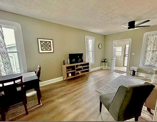 Foto del edificio - 2516 Drexel St