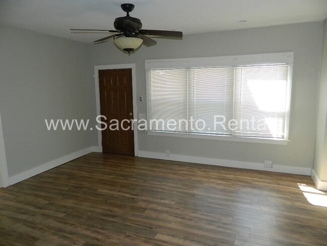 Foto del edificio - Updated 2bd/1ba Home with Garage near UCD Med Center