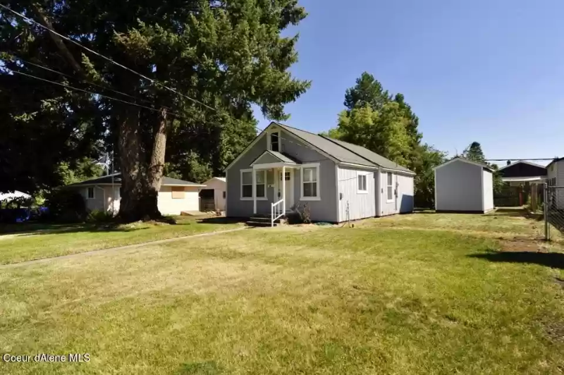 Primary Photo - 1102 Adeline Ave
