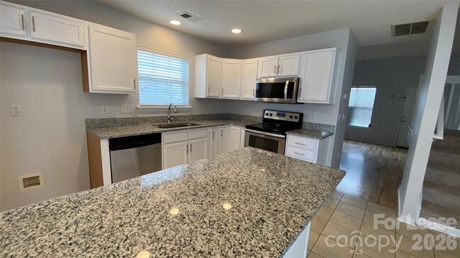 Building Photo - 12131 Bottlebrush Pl