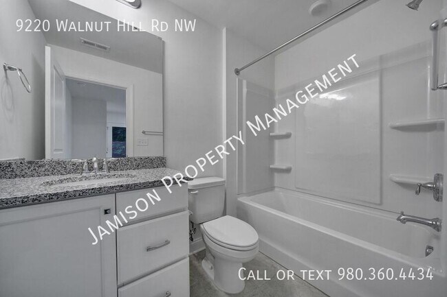 Foto del edificio - 9220 Walnut Hl Rd NW