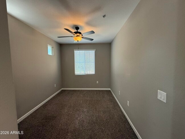 Building Photo - 1255 N Arizona Ave