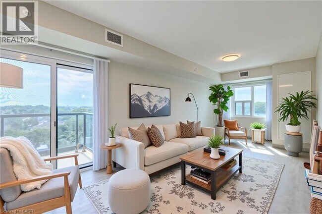 Photo du bâtiment - 595 Strasburg Rd