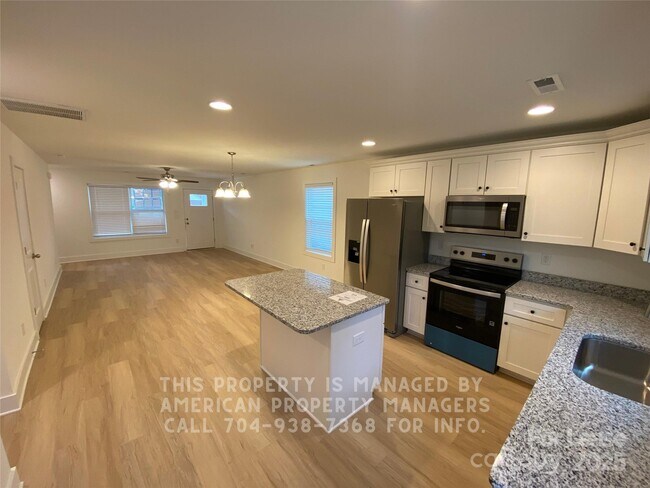 Foto del edificio - 406 Vance Ave