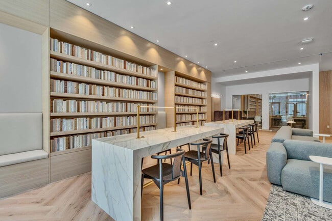 Building Photo - Citrus Commons