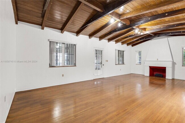 Foto del edificio - 1225 Wallace St