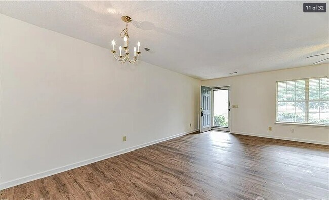 Foto del edificio - 3640 Huyton Ct