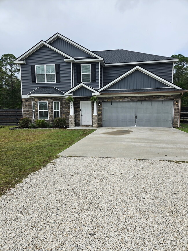 Building Photo - 281 Cypress Creek Dr NE