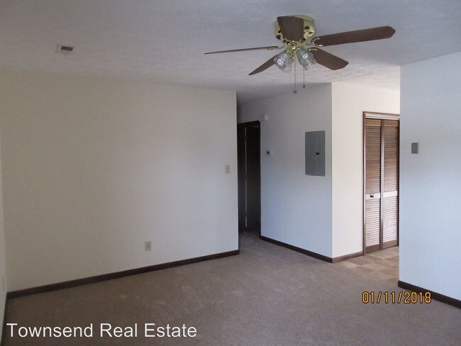 Building Photo - 1441 Ireland Dr