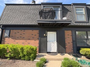 Building Photo - 1216 Inverrary Ln
