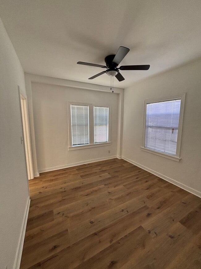 Foto del edificio - 10560 Fenwick St