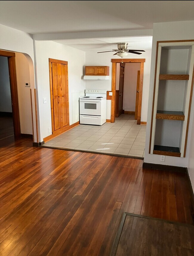 Foto del edificio - 2907 Oakwood Ave