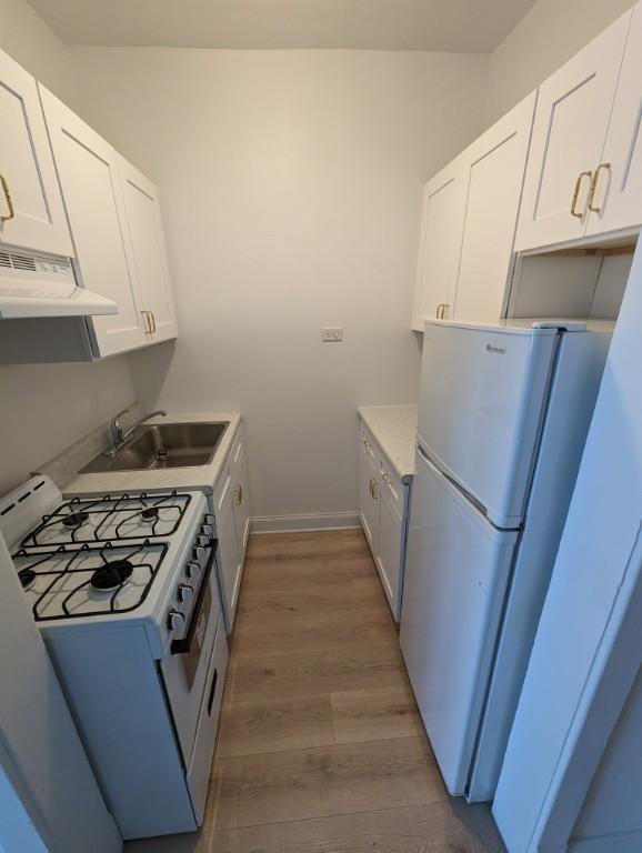 Building Photo - 0 bedroom in CHICAGO IL 60626