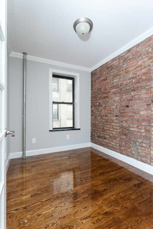 Foto del edificio - 314 E 106th St