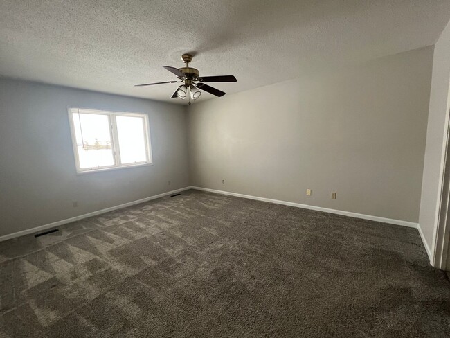 Foto del edificio - 2 Bedroom / 2 Bath Condo in Muncie