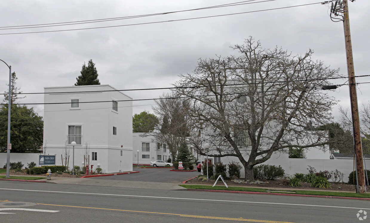 Napa Creek Terracer Apartaments - Napa Creek Terrace Apartments