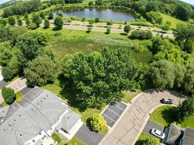 Foto del edificio - 5085 149th St N