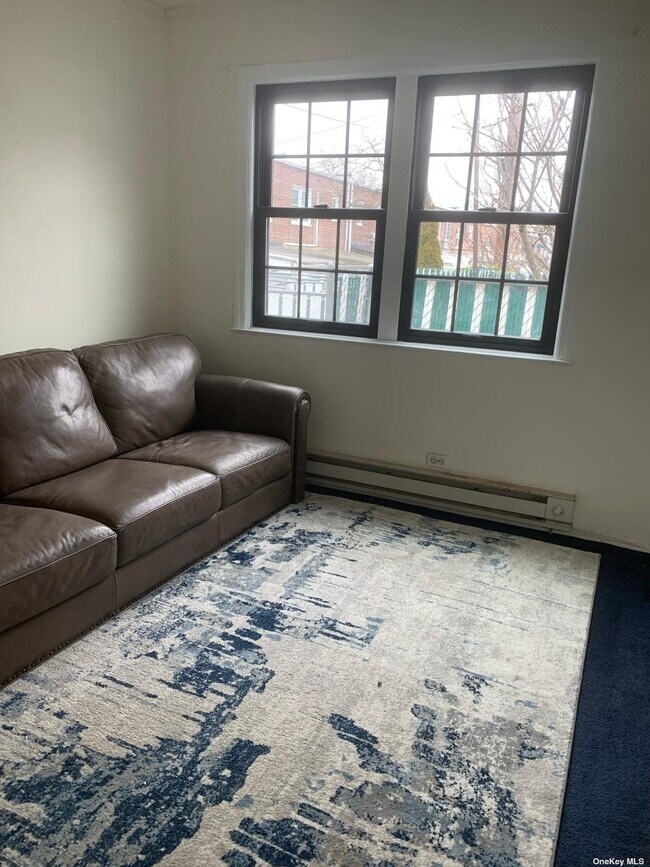 Foto del edificio - 69-64 198th St