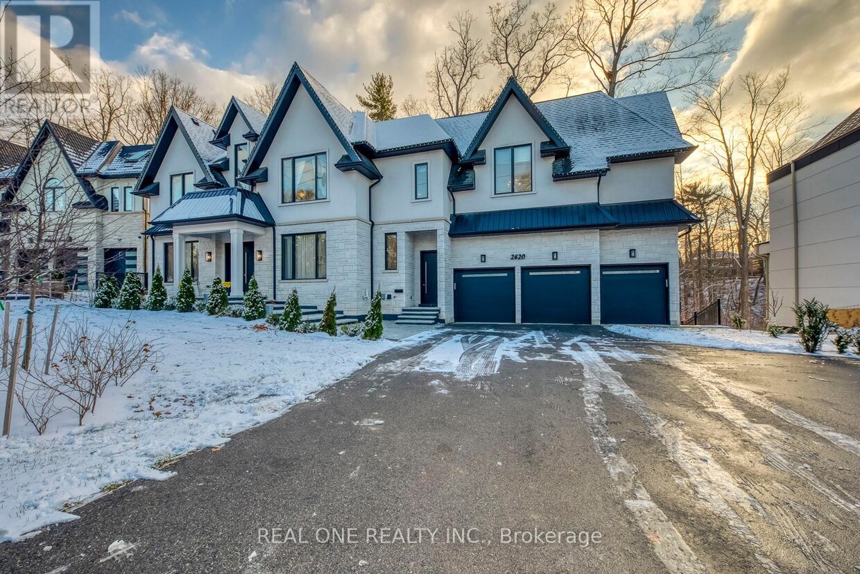 Primary Photo - 2620 Mississauga Rd