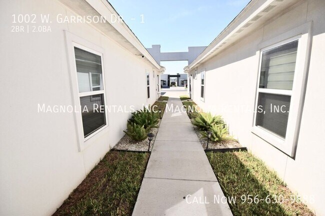 Foto del edificio - 1002 W Garrison Dr