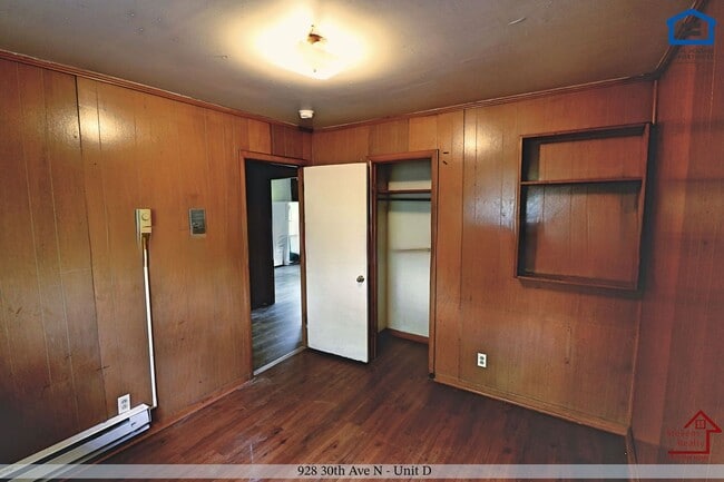 Foto del edificio - 928 30th Ave N