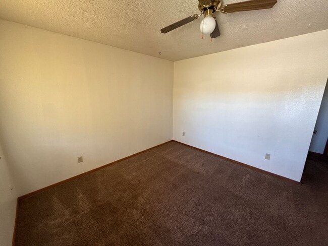Building Photo - 1517 S Avenue I