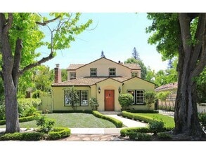 Building Photo - 1284 Forest Ave