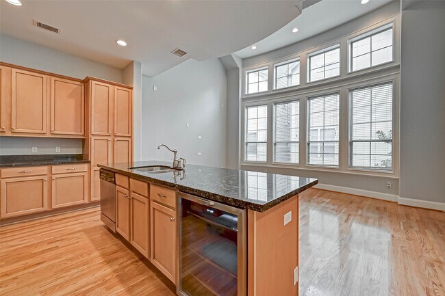 Foto del edificio - 2906 Leeland St