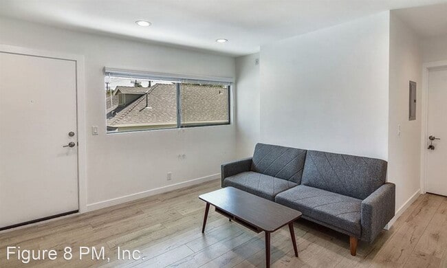 Building Photo - 1277 W 23rd St