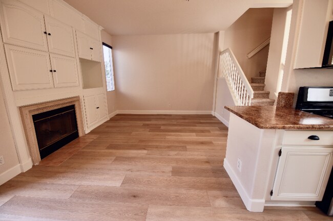 Foto del edificio - 241 Seacountry Ln