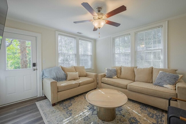 Foto del edificio - 840 Bobbin Mill Rd