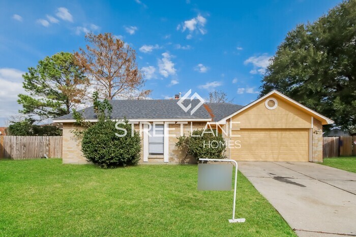 Primary Photo - Charming 3 bedroom home in Humble!