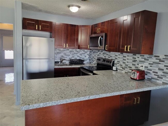 Foto del edificio - 800 SW 11th Ave