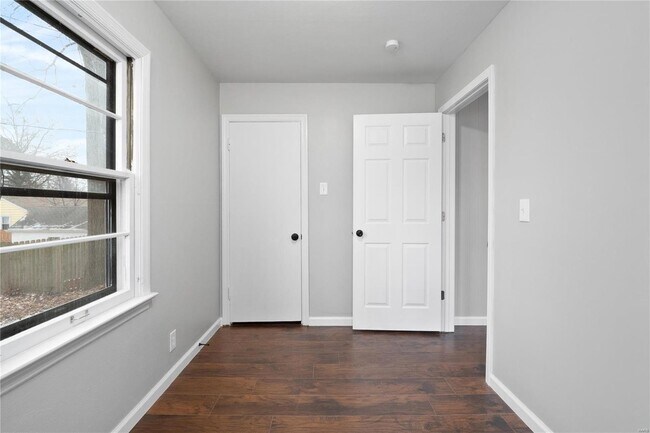 Building Photo - 3102 St Myron Ln