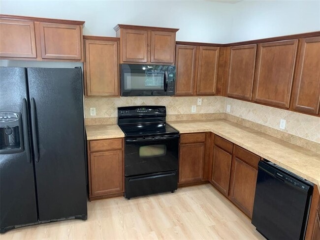 Building Photo - 1552 Broken Oak Dr