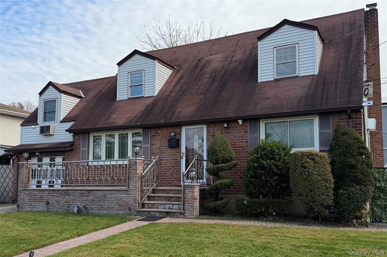 Foto principal - 527 Cameron St