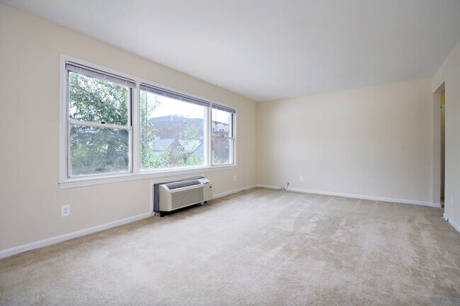 Foto del edificio - 219 S Payne St