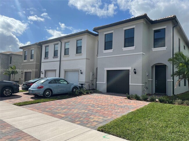 Building Photo - 4815 indio Trl