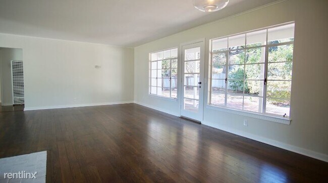Foto del edificio - 2 br, 1 bath House - 303 Concord Dr