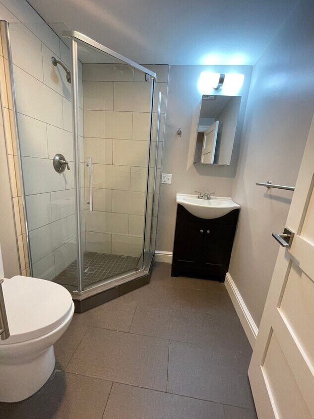 Foto del edificio - 124 Berkshire St