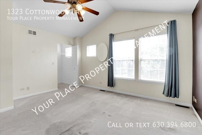 Building Photo - 1323 Cottonwood Dr