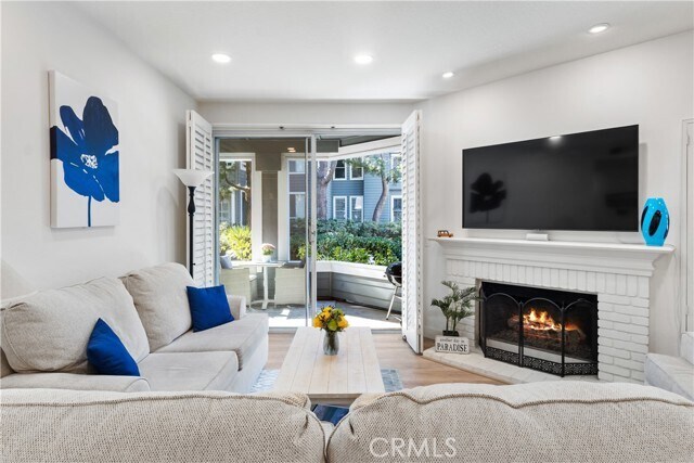 Building Photo - 85 Seaborough