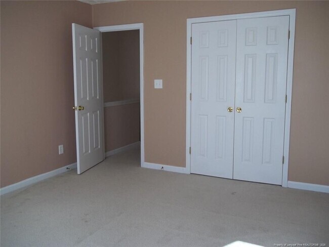 Foto del edificio - 5619 Walking Trail Way