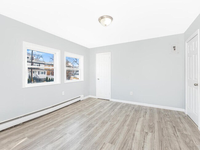 Foto del edificio - 555 Kimball Ave
