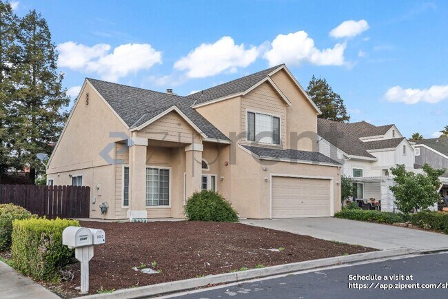 Foto del edificio - 3082 Rodeo Ln