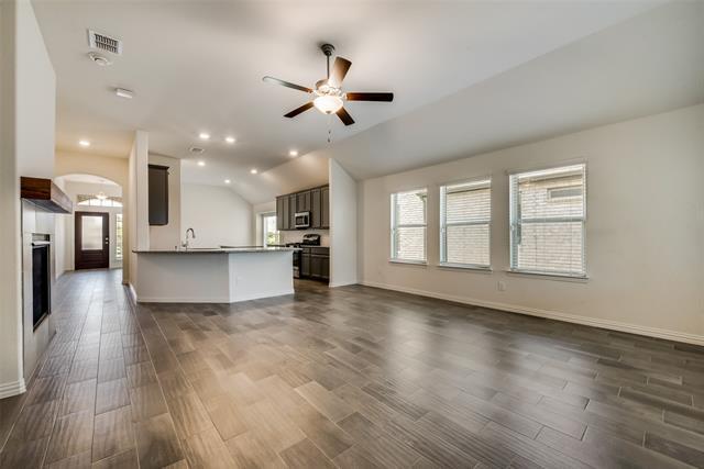 Building Photo - 6115 Heron Dr