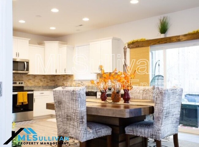 Foto del edificio - 866 Royal Oak Ln