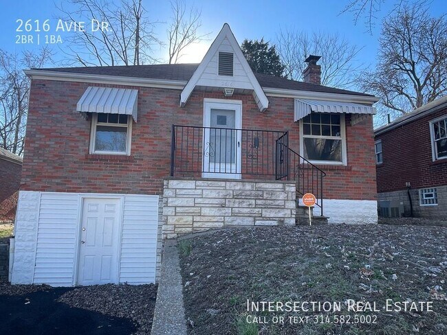 Building Photo - 2616 Avie Dr